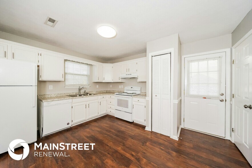 Building Photo - 7802 Texlyn Ct