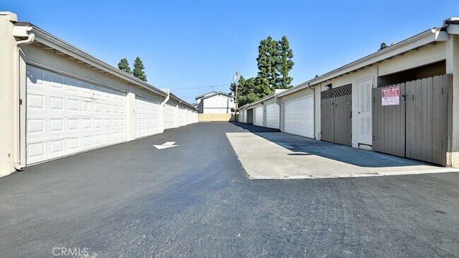 Building Photo - 12700 Newport Ave