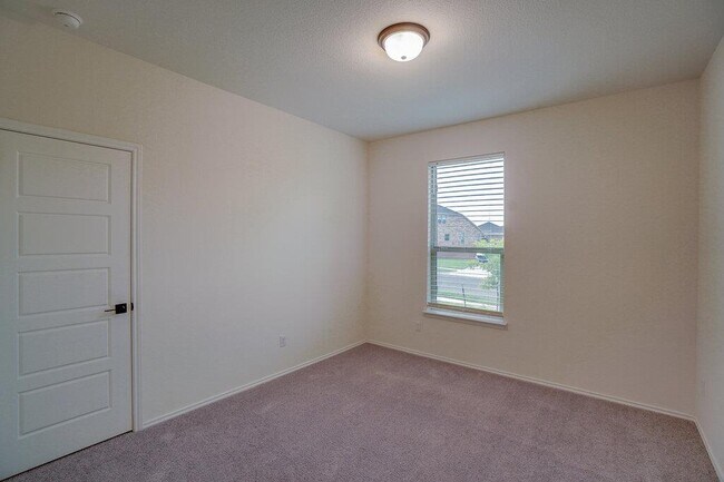 Building Photo - 4732 Padula Dr