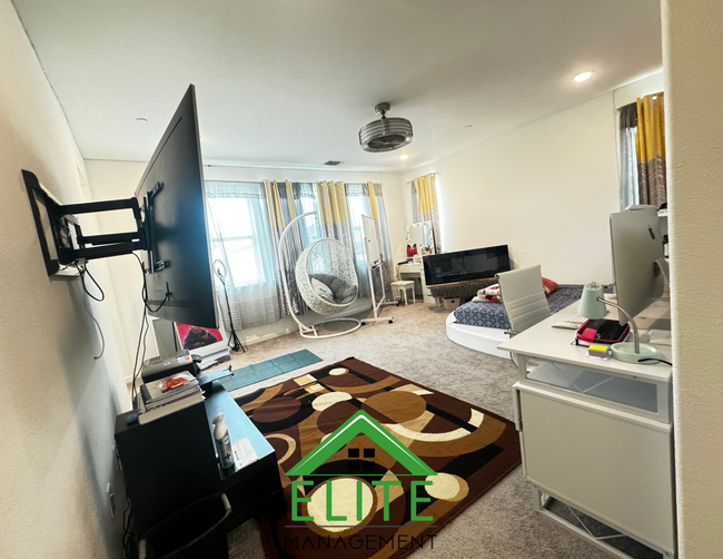 Building Photo - **IDEAL FOR TWO FAMILIES WITH AFFORDABLE P...