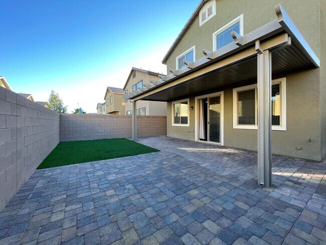Building Photo - 3-Bedroom Home in Southwest Las Vegas – En...
