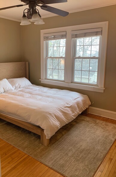 Building Photo - 4441 Vincent Avenue South