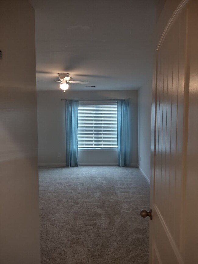 Building Photo - Wonderful Two Story Four Bedroom Three Full Bathrooms Home in Elgin SC