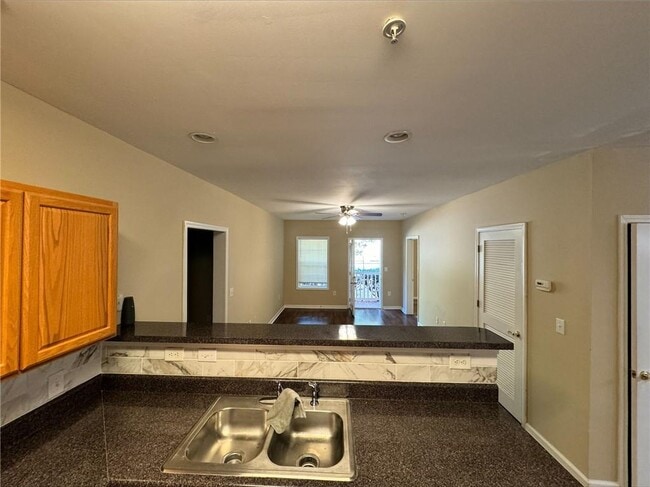 Building Photo - 7712 Autry Cir