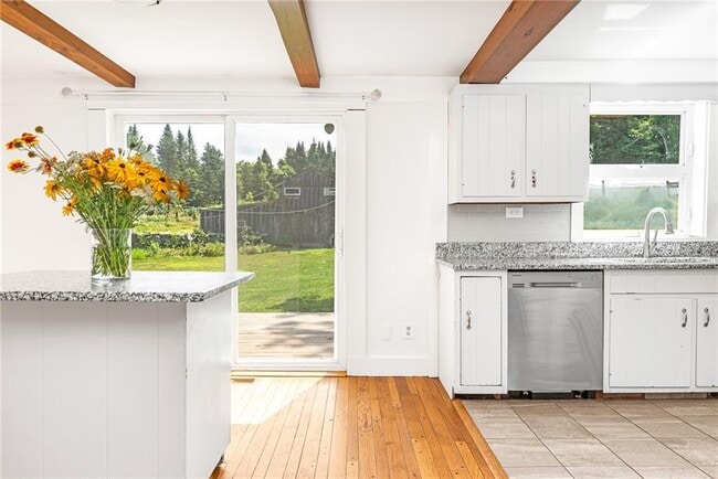 Building Photo - 214 Highland Rd