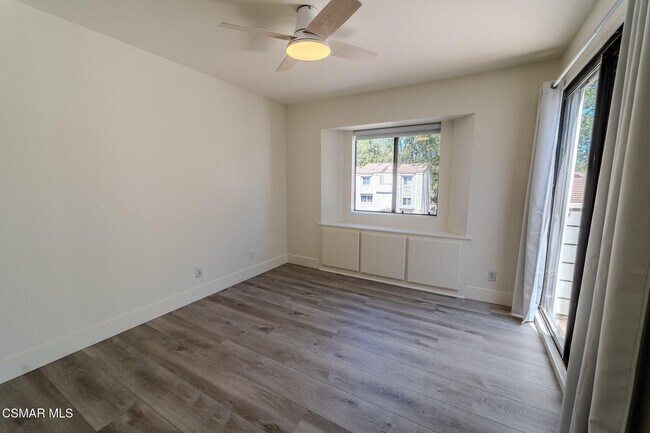 Building Photo - 1178 S Westlake Blvd