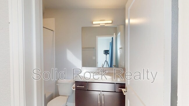 Building Photo - 1758 Creek Edge Vw