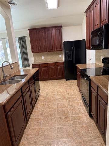 Building Photo - 4709 Redbud Dr