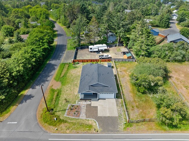 Building Photo - 899 Point Brown Ave SW