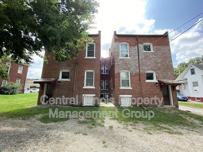 Building Photo - 611 W Jefferson St
