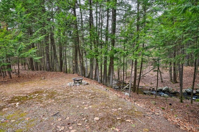 Building Photo - 28 Grachen Dr