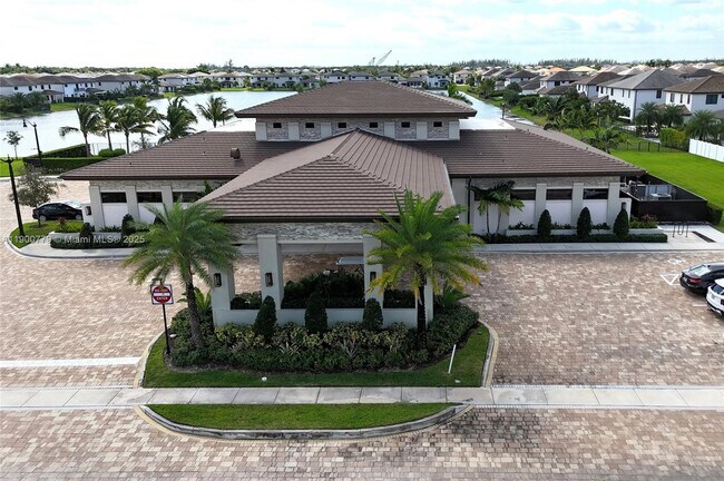 Building Photo - 4221 SW 178th Ave