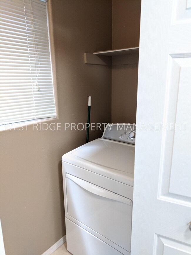 Building Photo - 519 SW 207th Ave