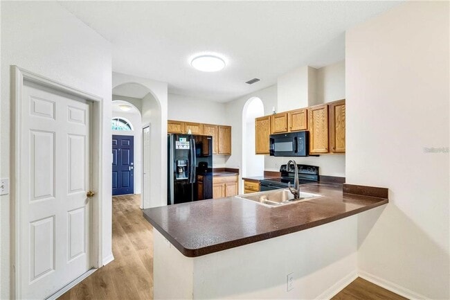 Building Photo - 11337 Village Brook Dr
