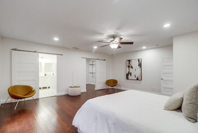Building Photo - Beautiful Home in the Heart of Point Loma