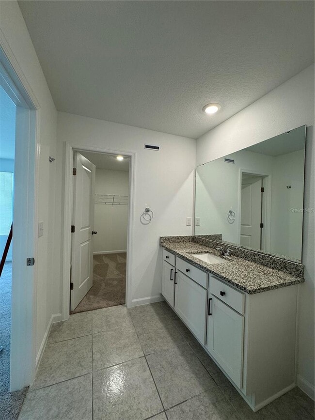 Building Photo - 3406 Vesara Dr