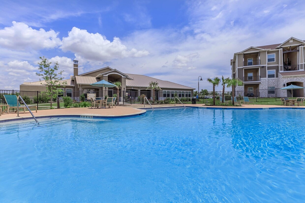 Vantage At Westover Hills San Antonio Tx Apartment Finder