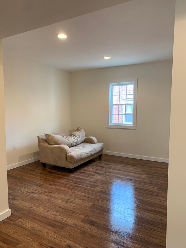 79 Dwight St 79 Dwight St New Britain CT 06051 Apartment Finder