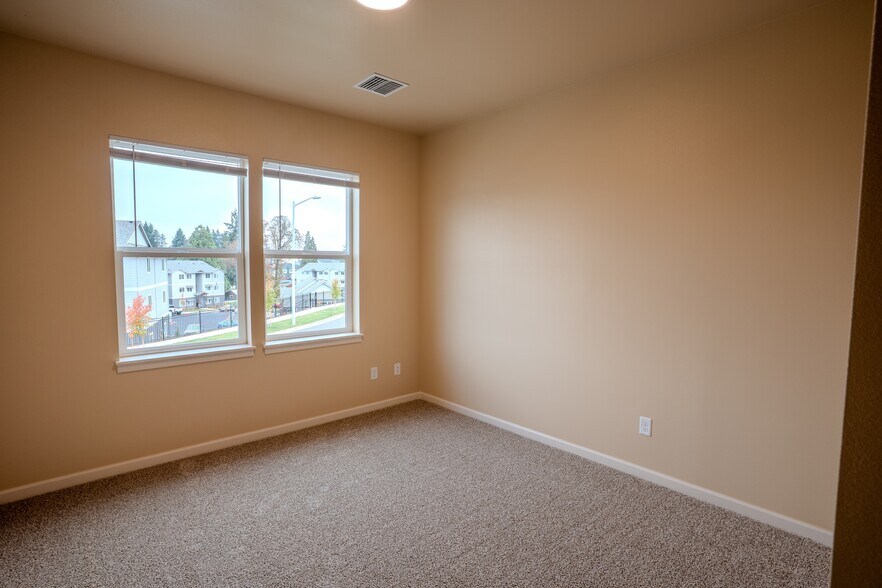 Building Photo - 5799 Joynak St S