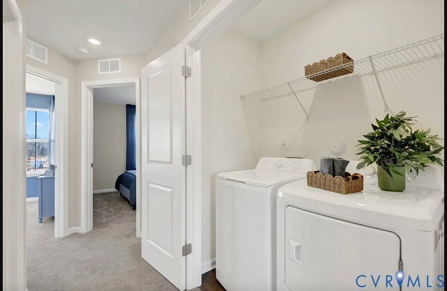 Building Photo - 6117 Primrose Path Rd