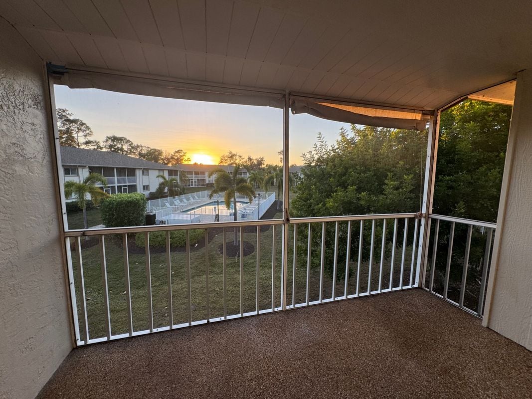 Building Photo - 2350 Naples Trace Cir