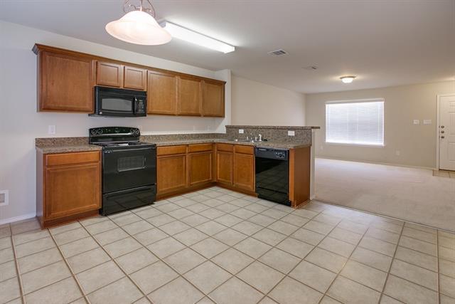 Building Photo - 552 Crystal Springs Dr
