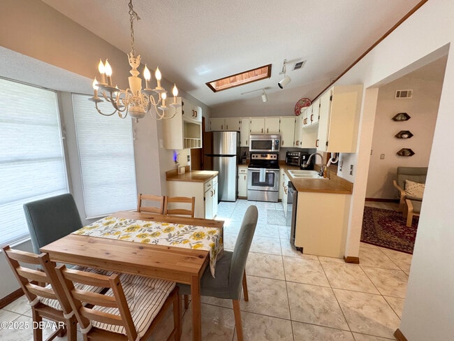 Building Photo - 54 Capistrano Dr