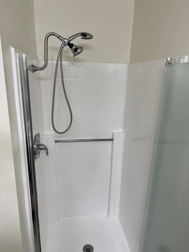 Building Photo - 18123 Erik Ct