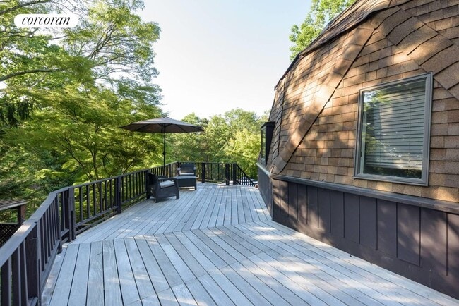 Building Photo - 23 Tanglewood Trl