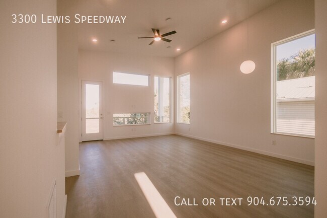 Building Photo - 3300 Lewis Speedway