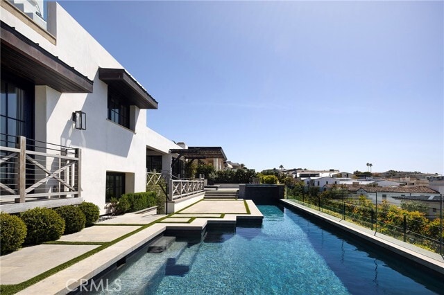 Building Photo - 7 Seabreeze Terrace