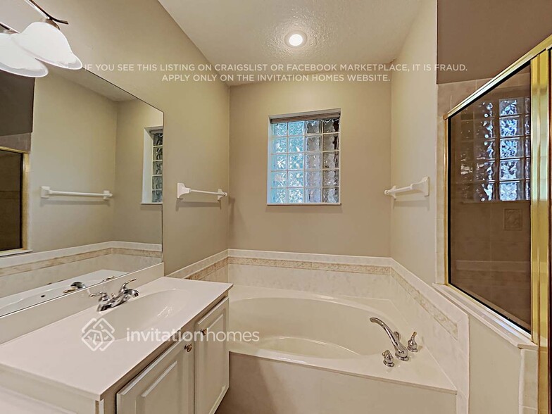 Building Photo - 3780 Elizabeth Springs Way