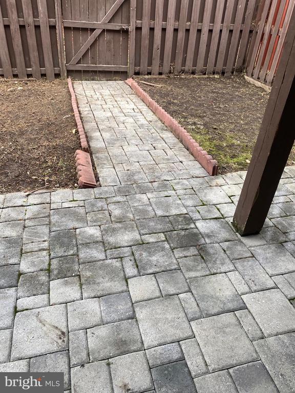 Building Photo - 3282 Halcyon Ct