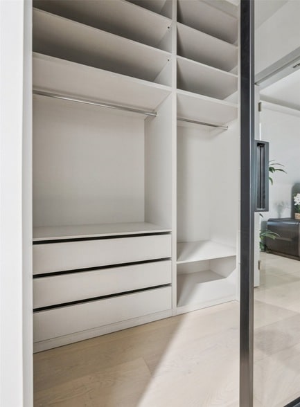 Building Photo - 1880 Beaumont St