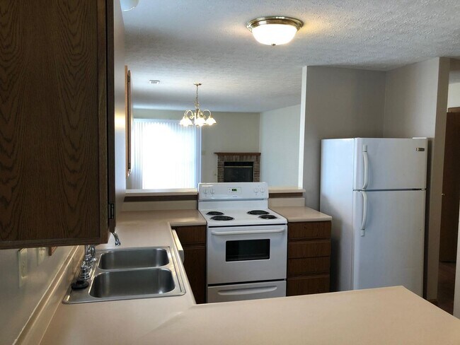 Building Photo - 2110 Fincastle Way