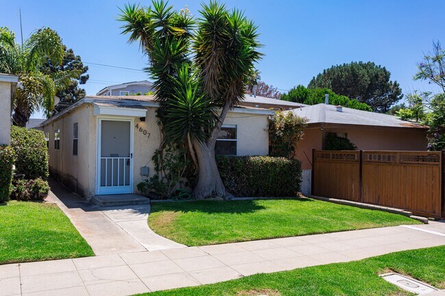 Building Photo - 4601-4607 Muir Ave.