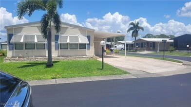 Building Photo - 624 Sunset Ln