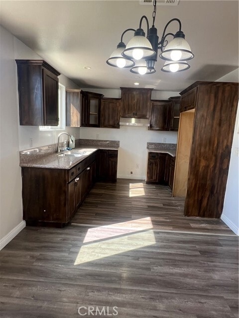 Building Photo - 1633 E 45th St