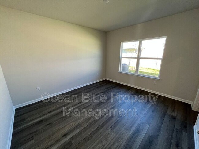Building Photo - 8606 Bonfire Wy