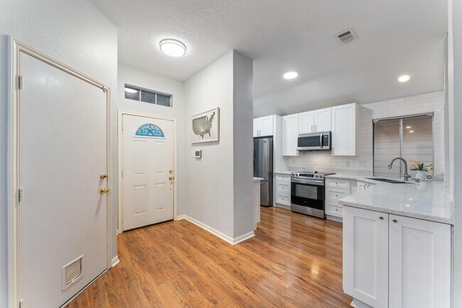 Building Photo - 7764 Park Falls Dr