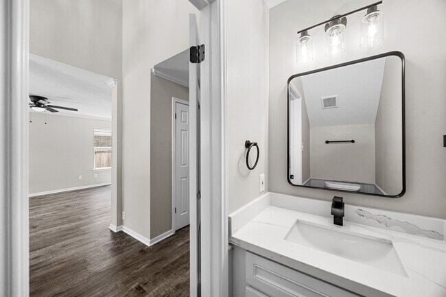 Building Photo - 14411 Golden Cypress Ln