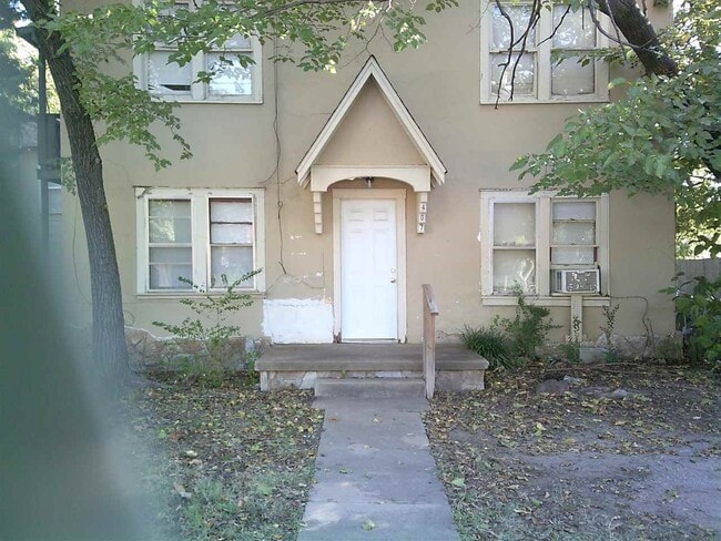 Primary Photo - 407 NW 6th St