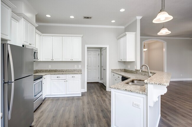Building Photo - 812 Paisley Lane