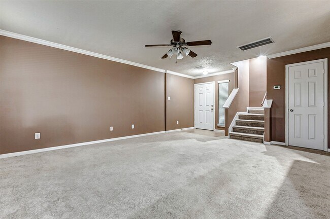 Building Photo - 11018 Avon Brook Ln