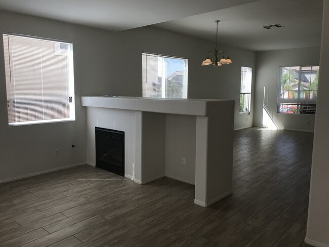 Building Photo - Cul-De-Sac Murrieta Beauty