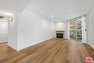 Building Photo - 171 N Church Ln