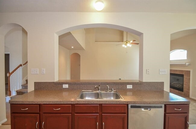 Building Photo - 17407 S Sienna Cove Ln