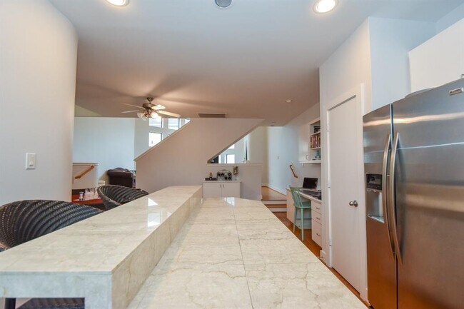 Building Photo - 9821 Sandra Ann Ct