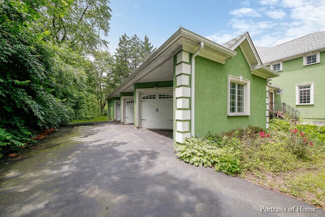 Building Photo - 5S550 Radcliff Rd