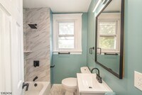 Building Photo - 68 Mill St